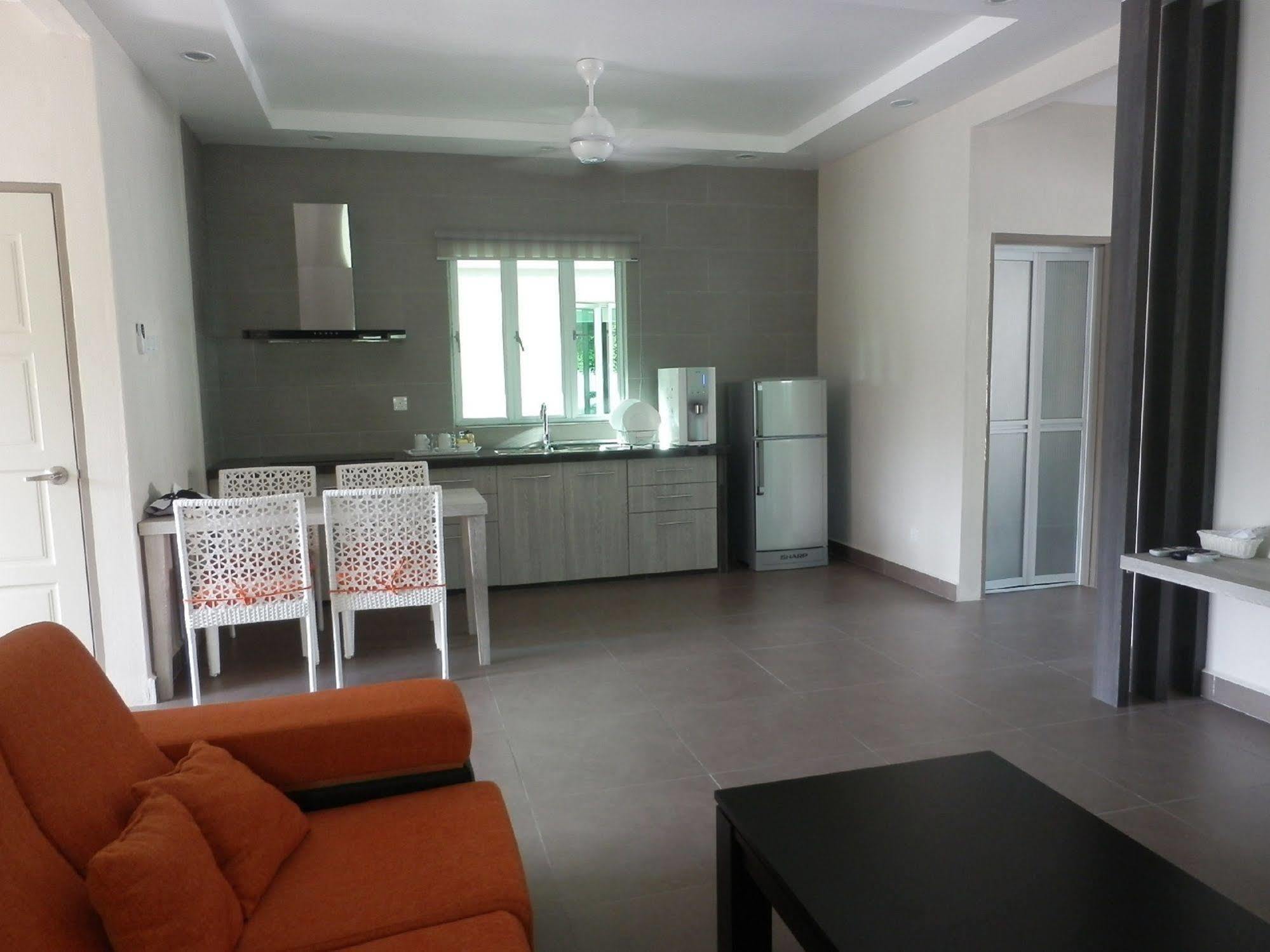 Fuuka Villa Pantai Cenang  Extérieur photo