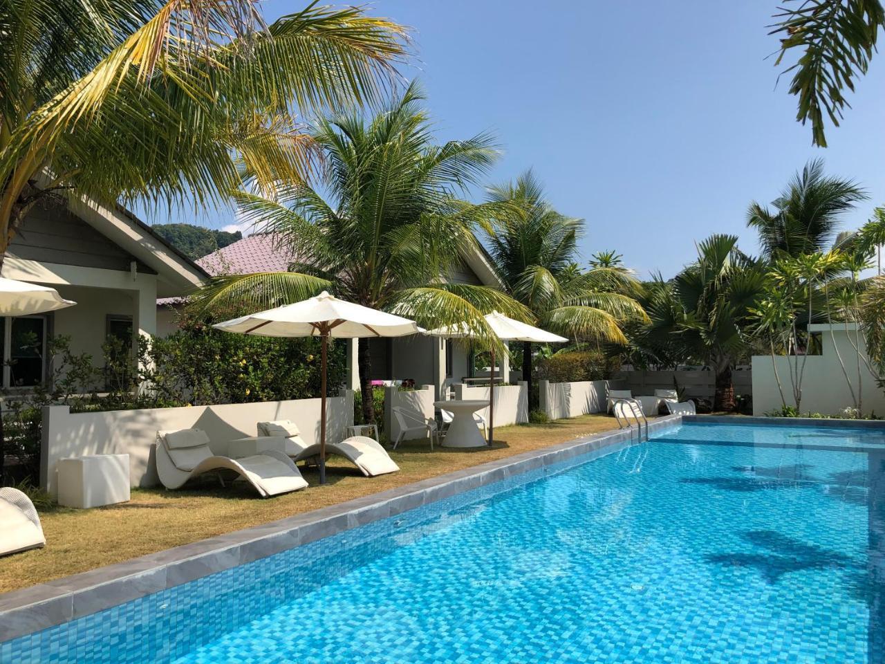 Fuuka Villa Pantai Cenang  Extérieur photo